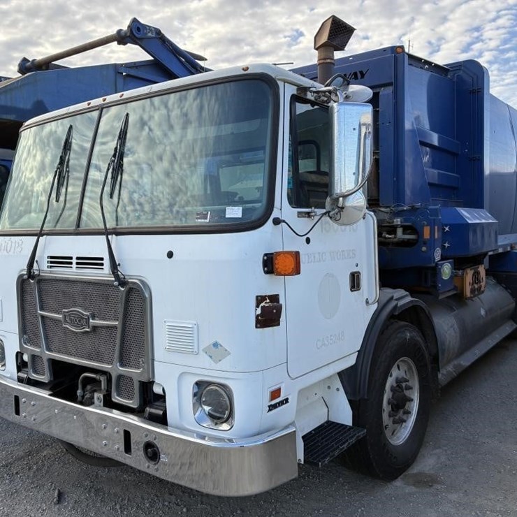 2018 AUTOCAR XPEDITOR