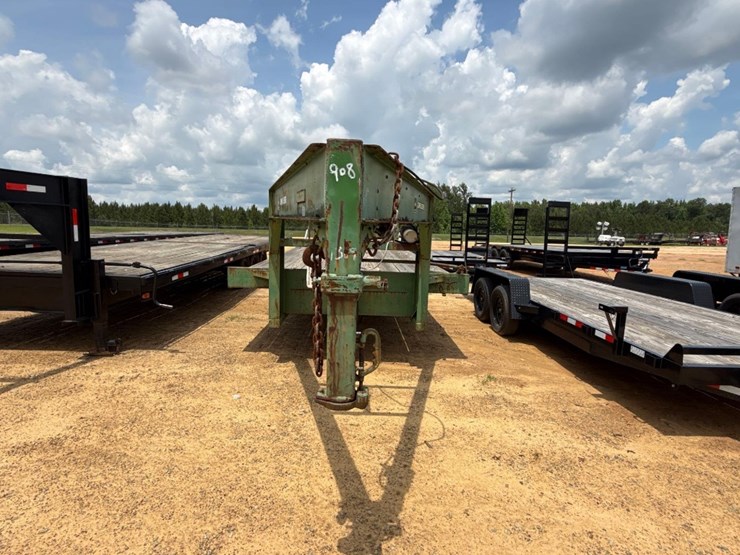 john-deere-16-image-8
