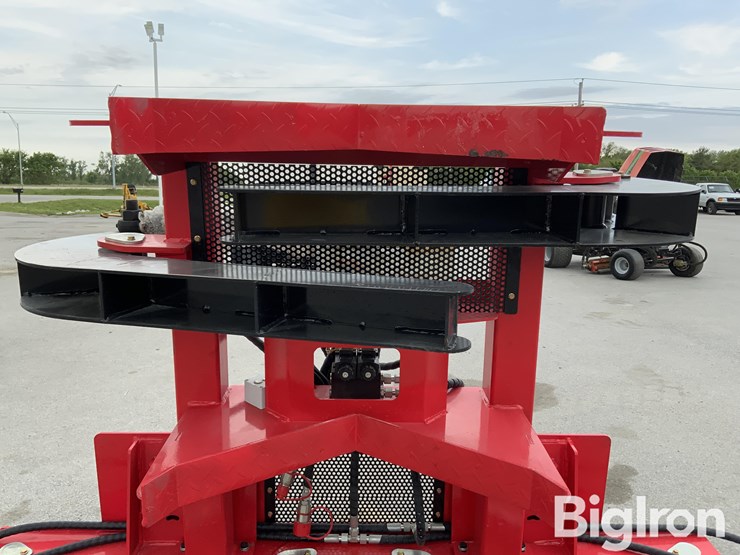 2026-massey-ferguson-730-image-19