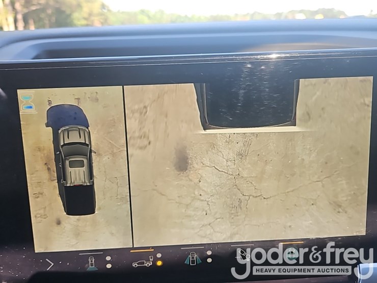 2022-chevrolet-1500-image-60