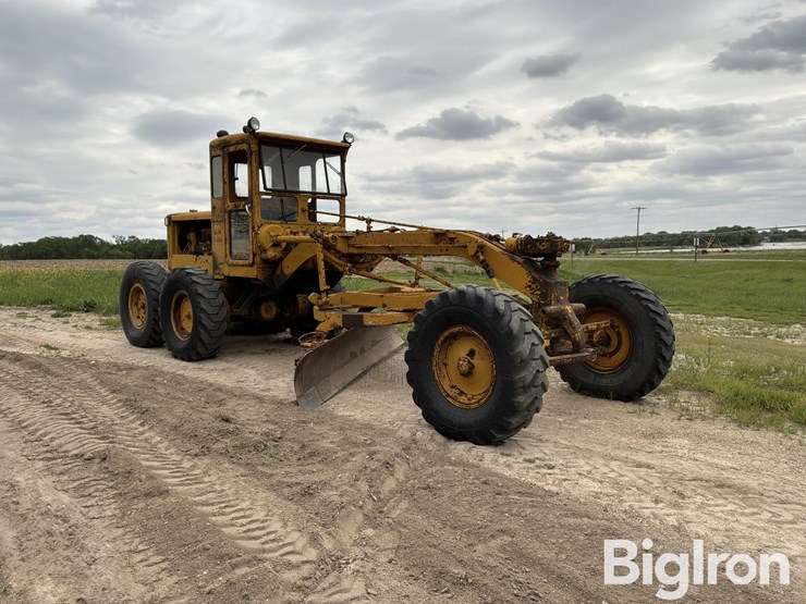 caterpillar-12-image-3