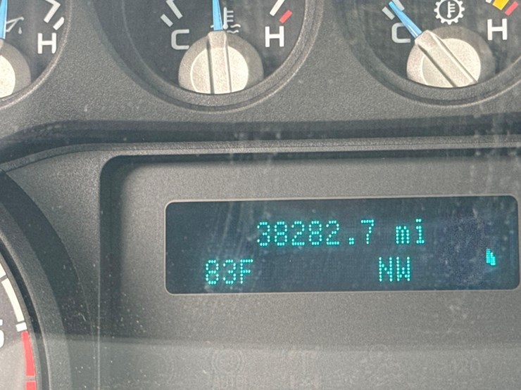 2016-ford-f350-image-24