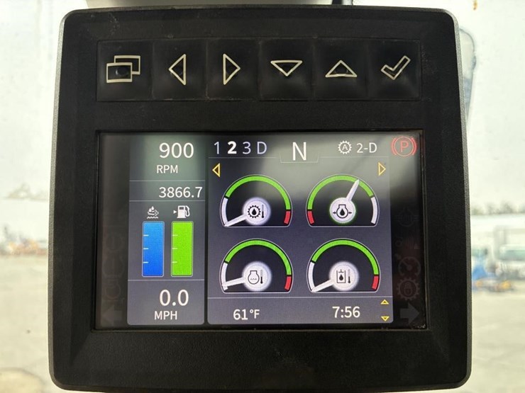 2020-deere-624l-image-22