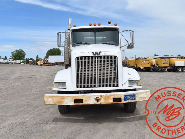 1992-western-star-3864s-image-13