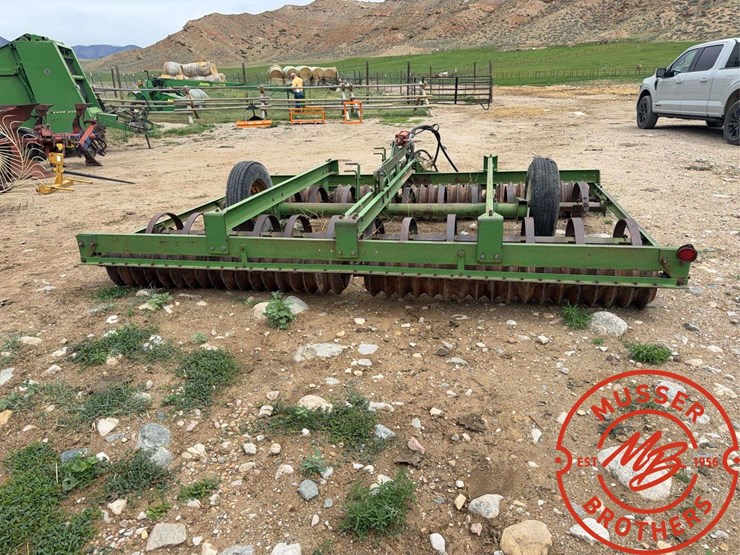 john-deere-3950-image-4