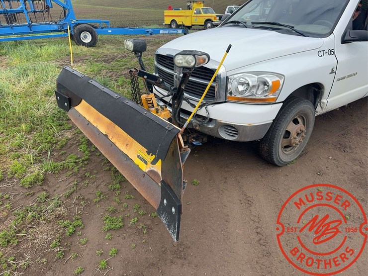 2006-dodge-ram-3500-image-41