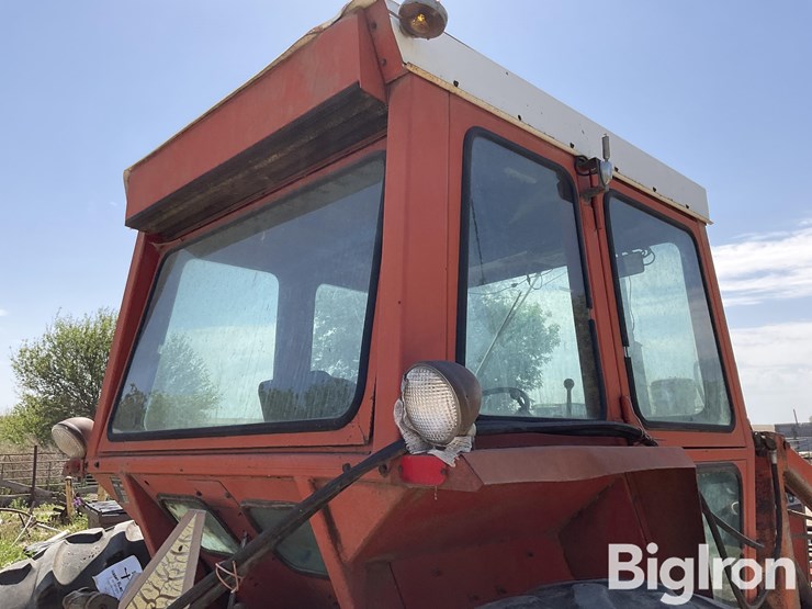 massey-ferguson-1135-image-17