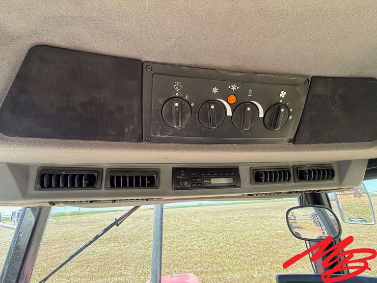 1995-case-ih-5240-image-25