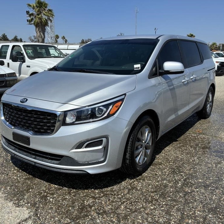 2021 KIA SEDONA