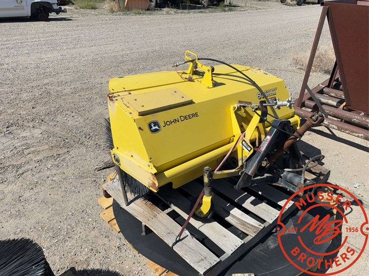 john-deere-60-image-7