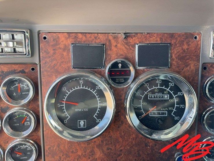 2005-kenworth-w900-image-44
