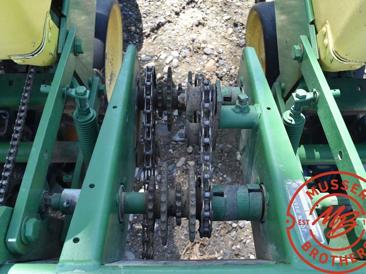 john-deere-30-image-17
