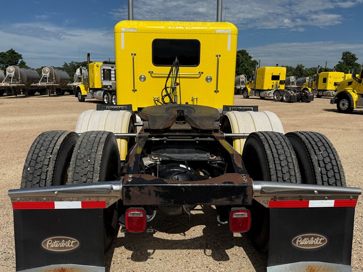 2007-peterbilt-379-image-6