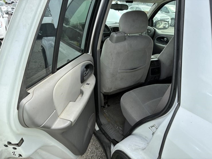 2007-chevrolet-trailblazer-image-12