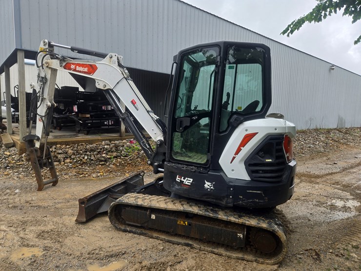 2023-bobcat-e42-image-6