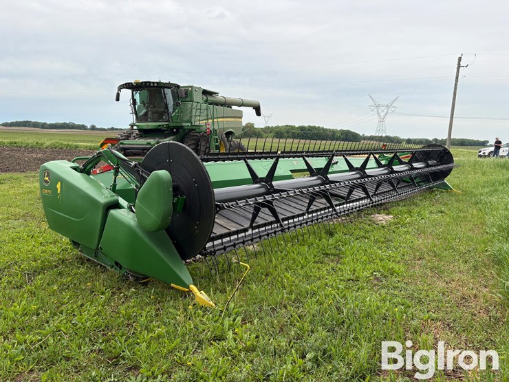 2015-john-deere-635fd-image-3