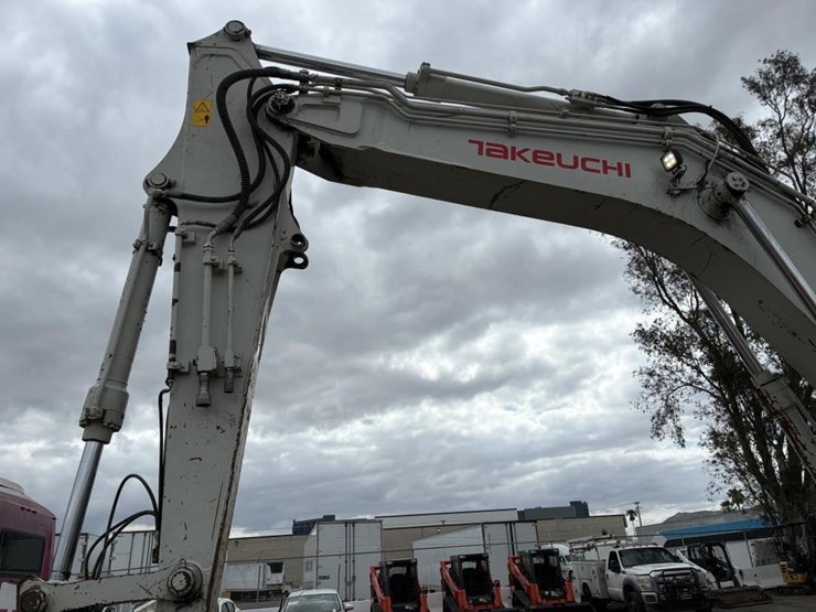 2019-takeuchi-tb2150-image-9