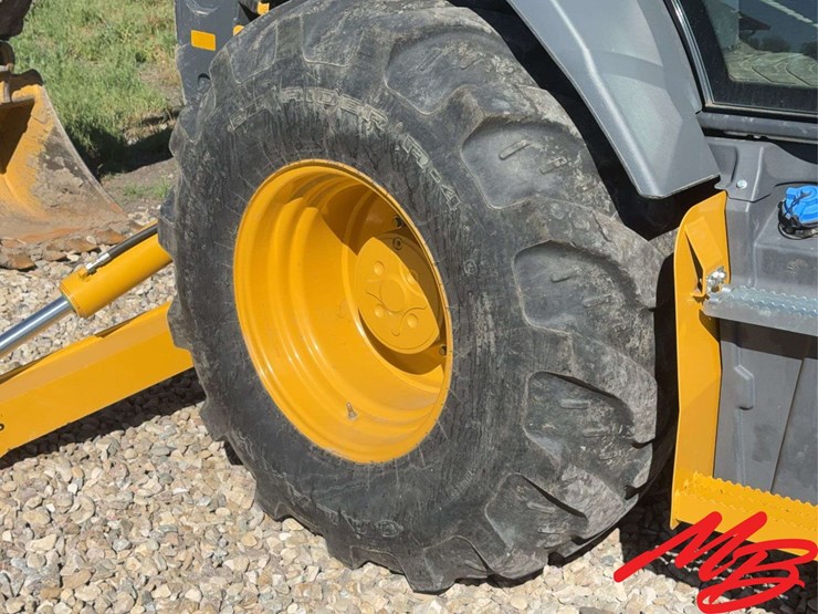 2023-deere-310sl-image-23