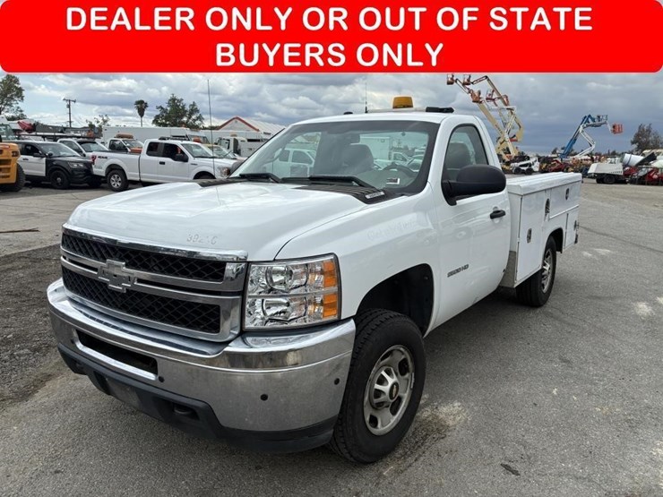 2011-chevrolet-2500hd-image-1