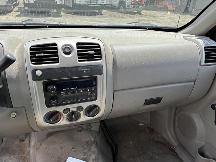 2008-chevrolet-colorado-image-14