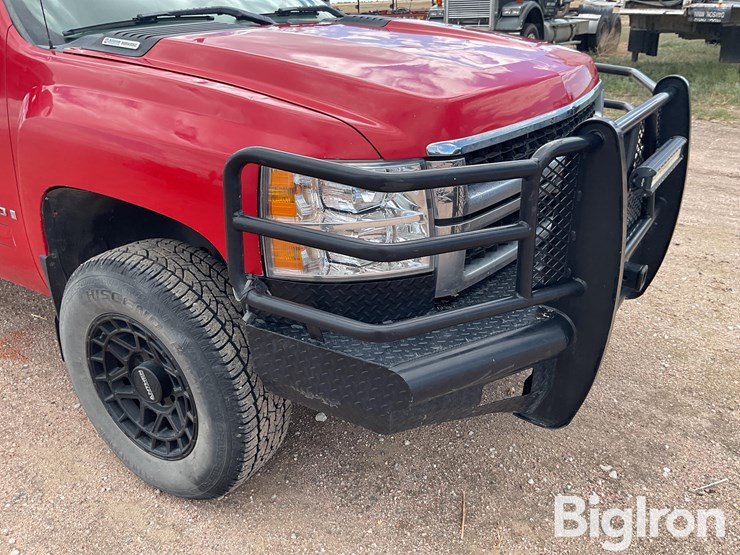 2008-chevrolet-silverado-2500-image-17