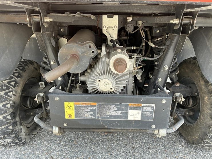 2021-kubota-rtvx1140-image-8