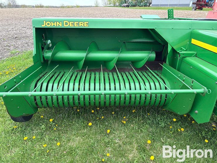 2005-john-deere-328t-small-square-baler-image-15