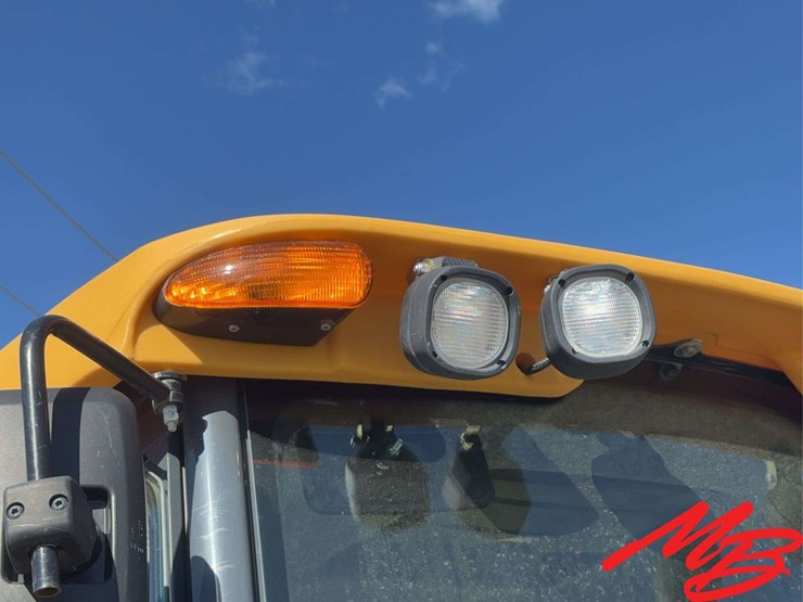 2023-deere-310sl-image-67