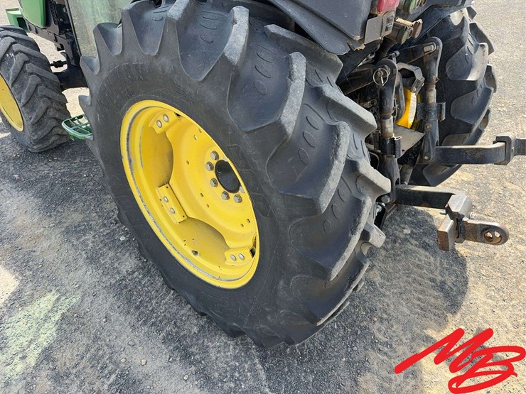 2011-john-deere-5093en-image-15