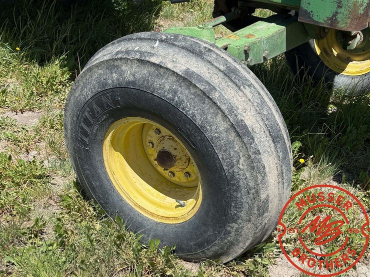 john-deere-4440-image-13