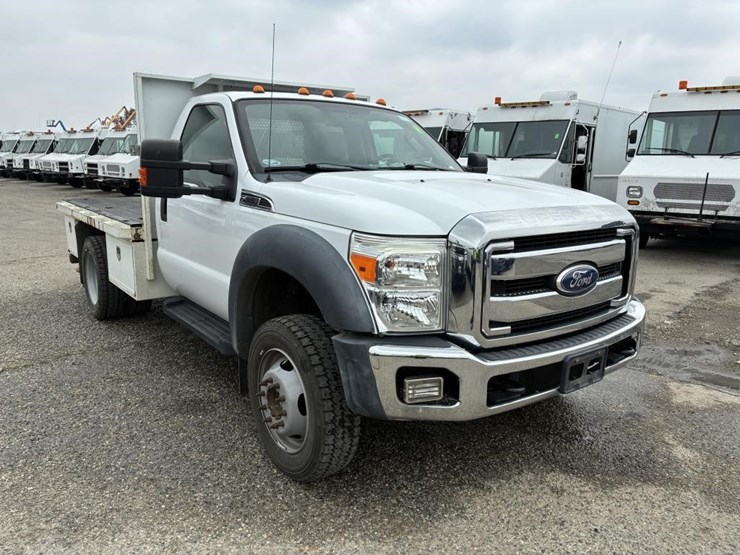 2011-ford-f550-image-2