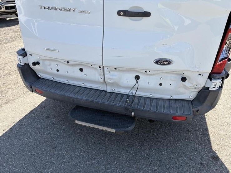 2017-ford-transit-image-8