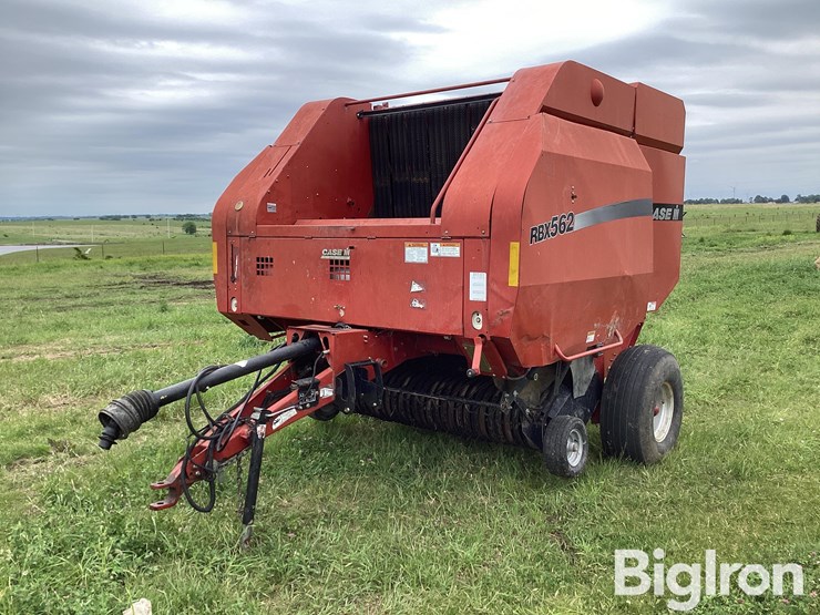 case-ih-rbx562-image-1