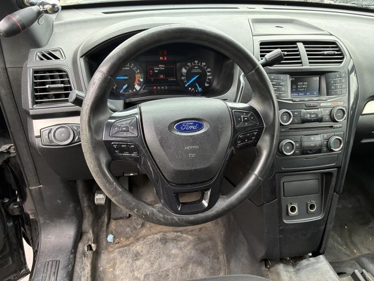 2018-ford-explorer-police-interceptor-image-17