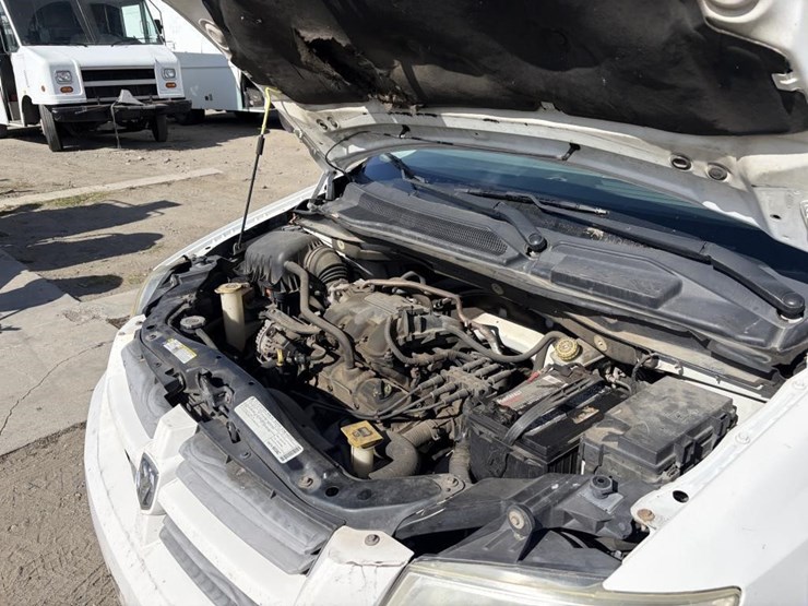 2009-dodge-grand-caravan-se-image-7