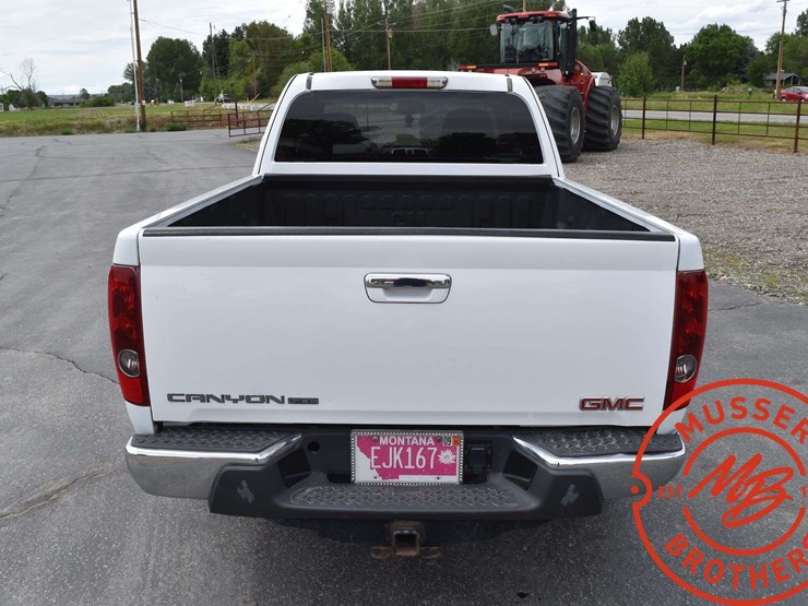 2010-gmc-canyon-sle-image-4