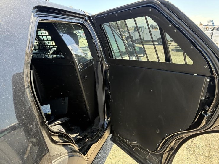 2018-ford-explorer-police-interceptor-image-9