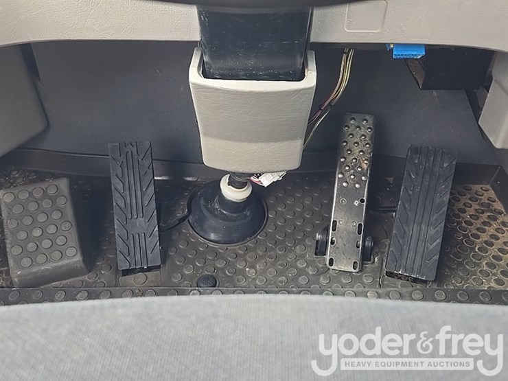 2020-volvo-a25g-image-54
