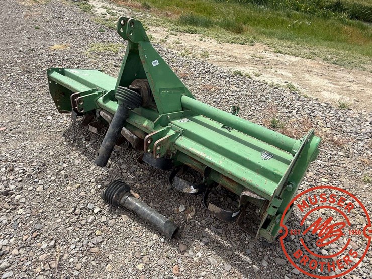 john-deere-72-image-1