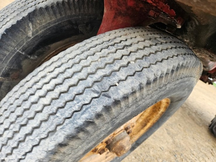 massey-ferguson-44-image-35