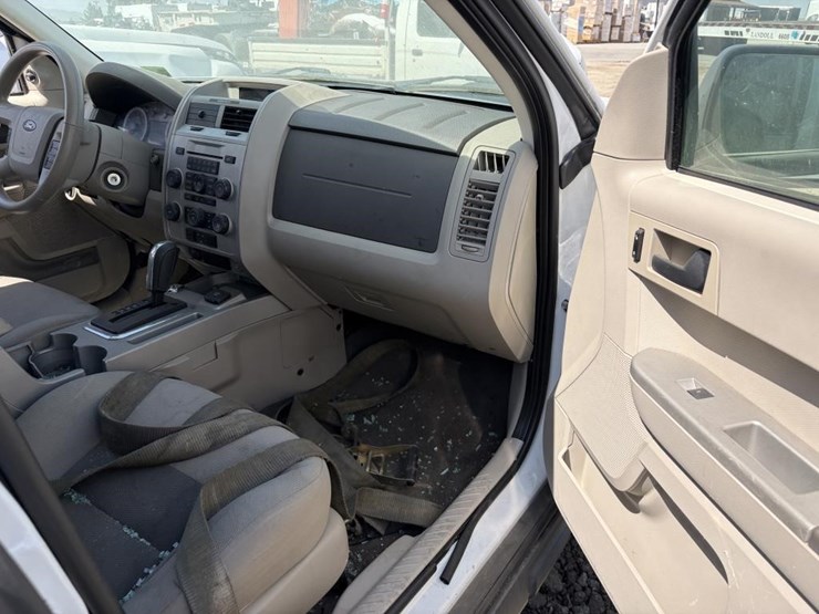 2008-ford-escape-hybrid-image-10