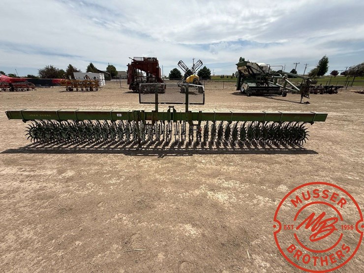 20'-john-deere-rotary-hoe,-3-pt-image-4