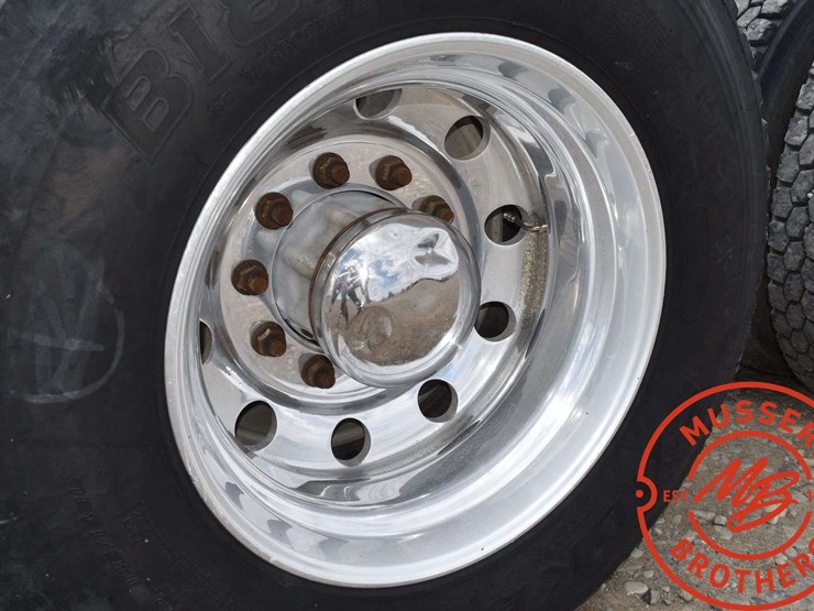 2016-kenworth-t880-image-76