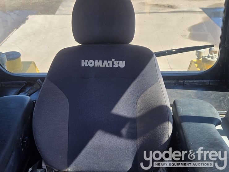 2022-komatsu-d61px-24-image-39