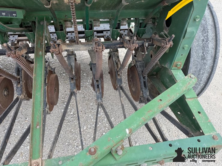 john-deere-8300-image-19
