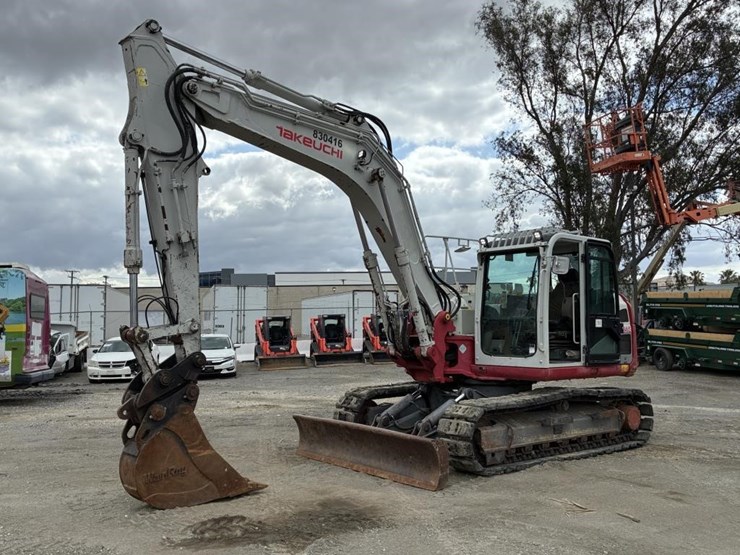 2018-takeuchi-tb2150-image-1