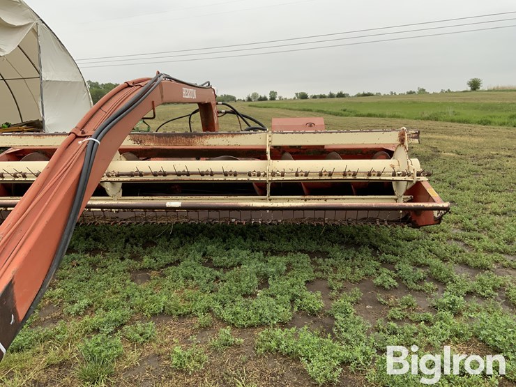 hesston-1014-image-10
