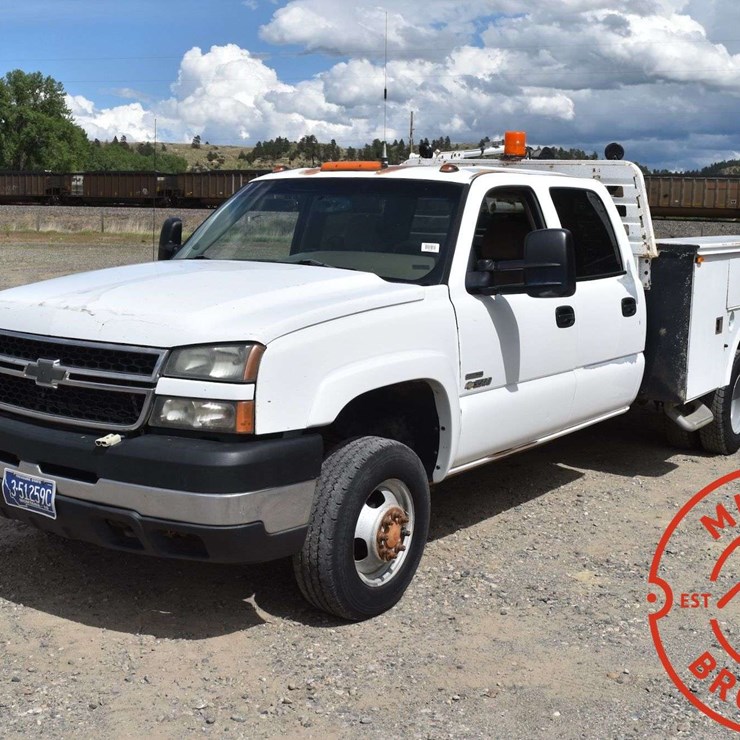 2006 CHEVROLET 3500