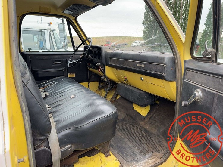 1982-gmc-7000-image-21