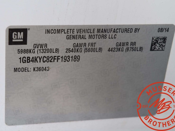 2015-chevrolet-3500-image-50